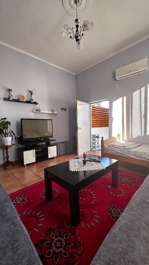 Priam Garden Apartment Durres Exterior photo